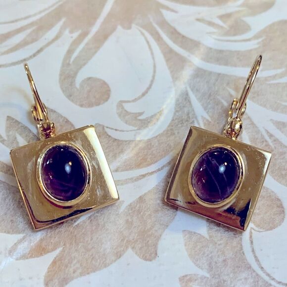 Vintage Amethyst Earrings 1.25” Square Design Gold Tone Metal Gorgeous - Picture 1 of 4